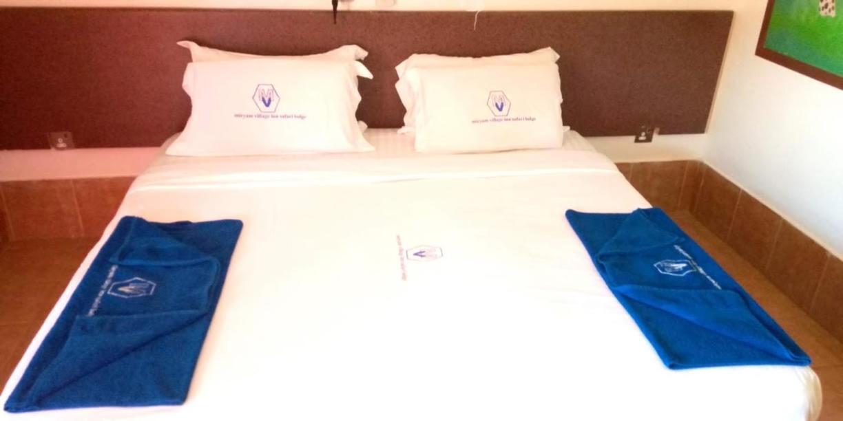 Miryams Village Inn Safari Lodge Sultan Hamud Kültér fotó